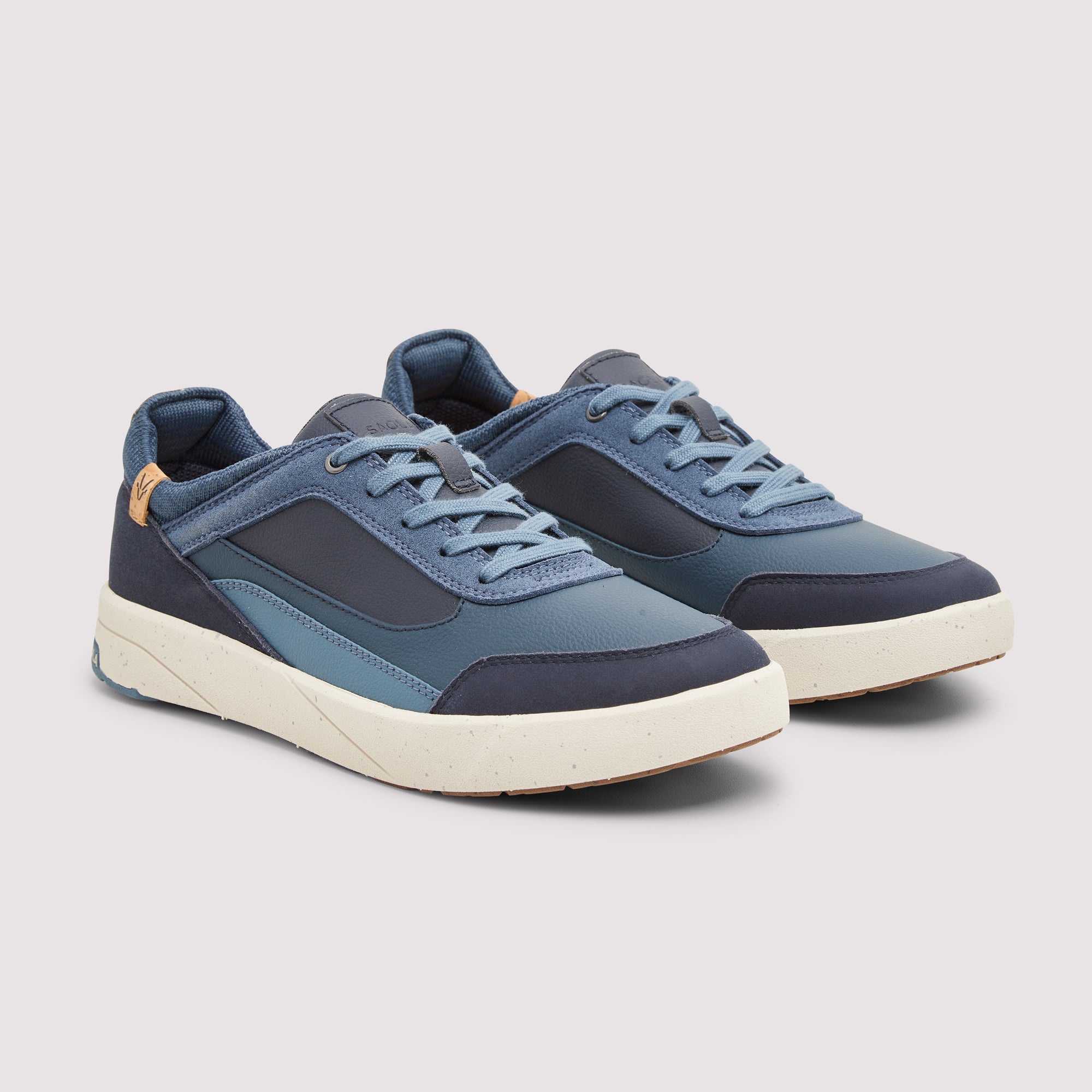 Quito W Navy