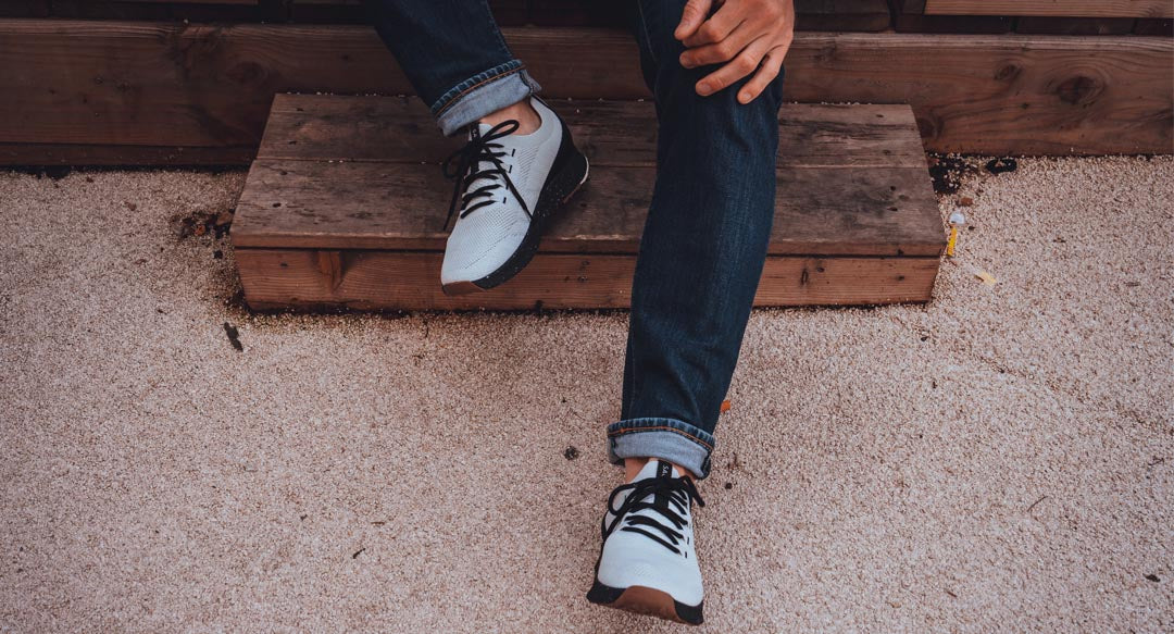 Tsavo 3 M White Black - SAOLA EUROPE © 2024