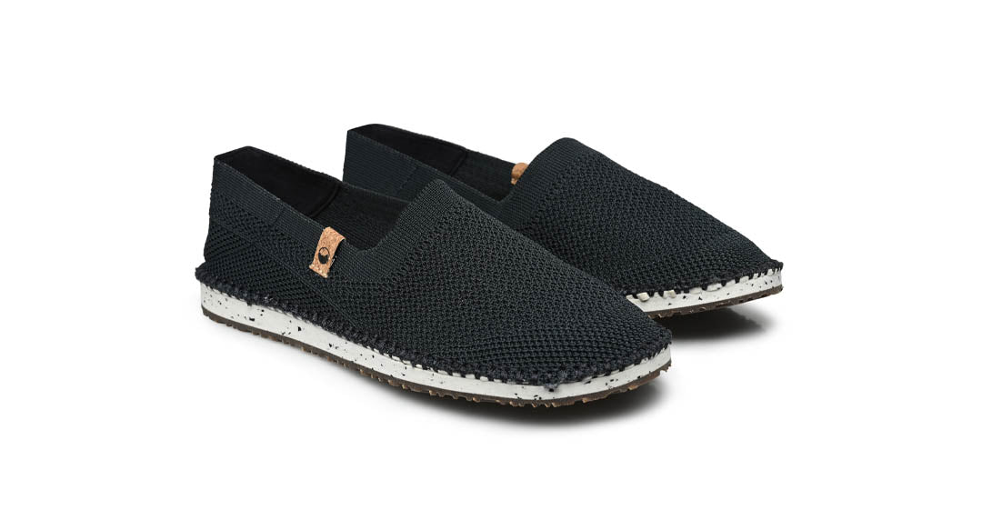 Sequoia II W Black - SAOLA EUROPE © 2024